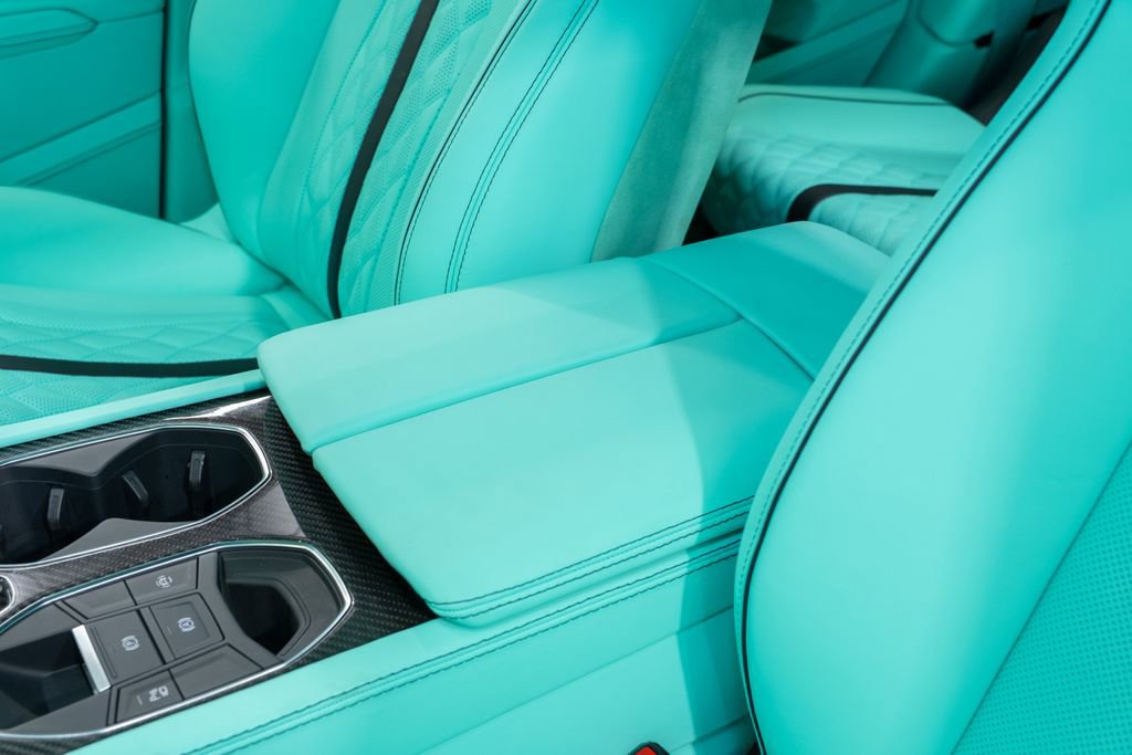 Used 2024 Lamborghini Urus S image 39