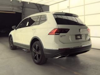 Used 2020 Volkswagen Tiguan SEL FWD image 4