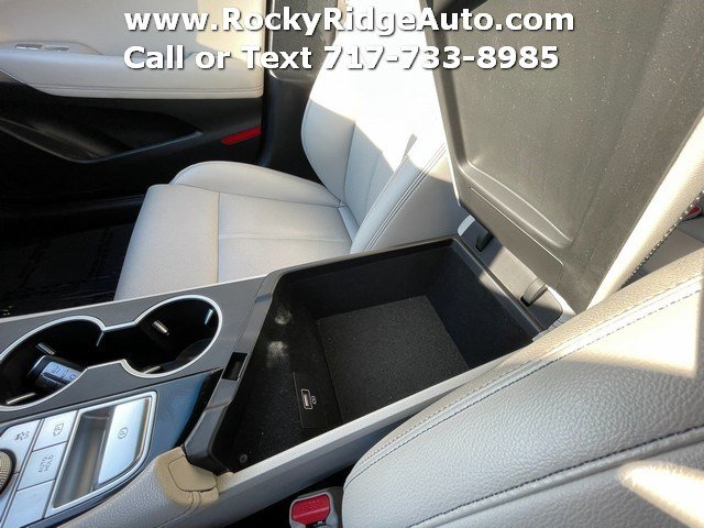 Used 2023 Genesis G70 2.0T image 15