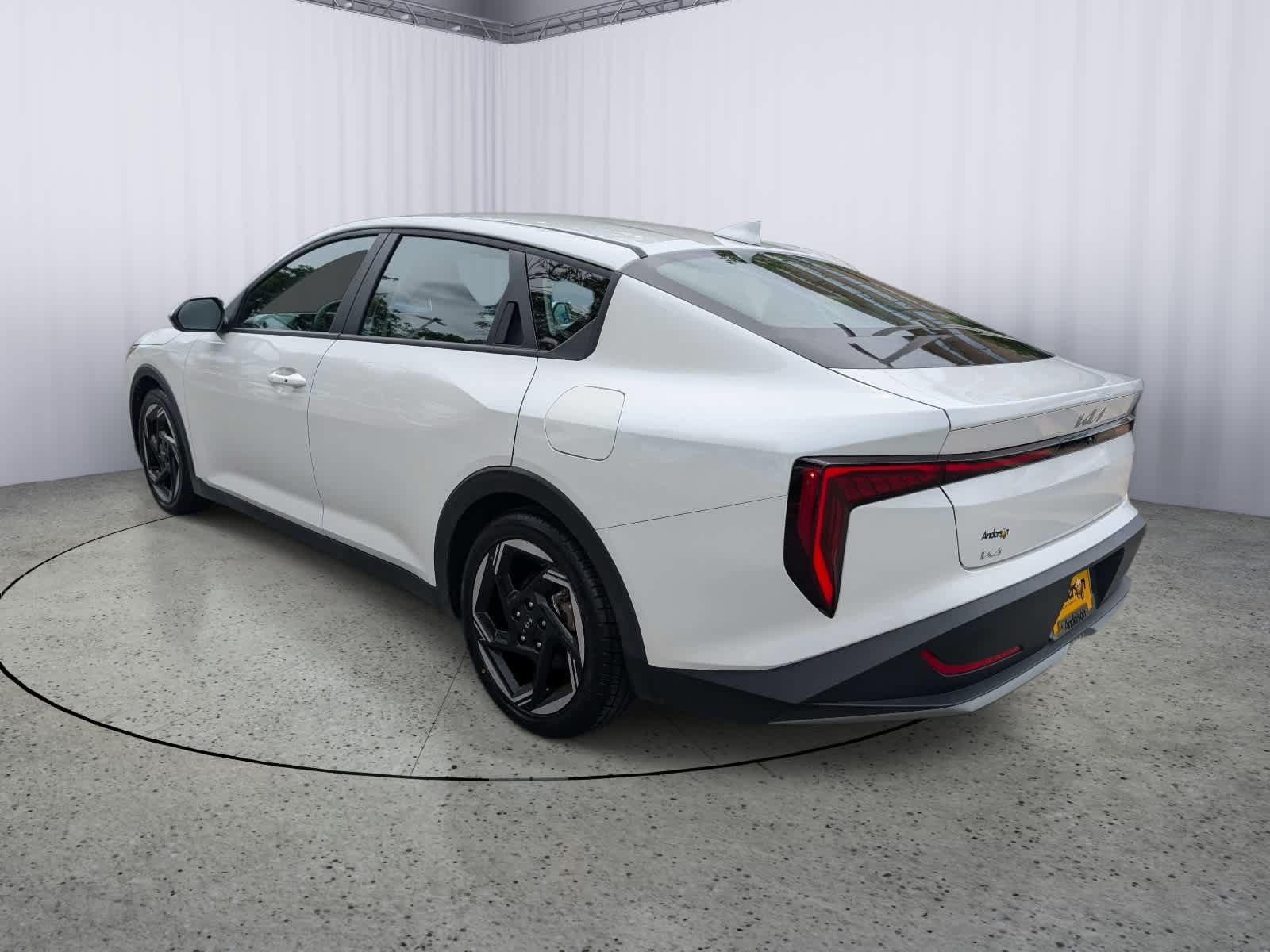 Used 2025 Kia K4 EX FWD image 5