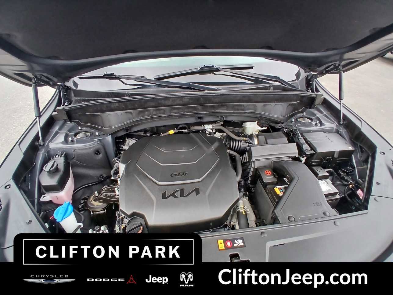 Used 2024 Kia Telluride S AWD/4WD image 27
