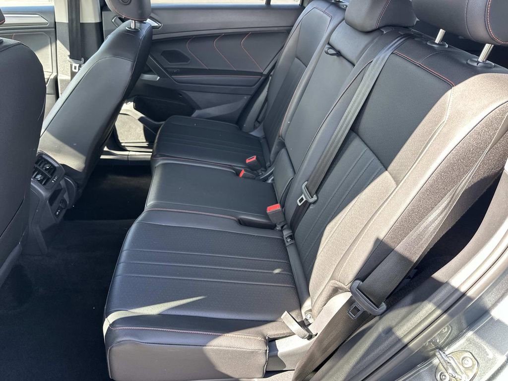 Used 2024 Volkswagen Tiguan Wolfsburg Edition image 12