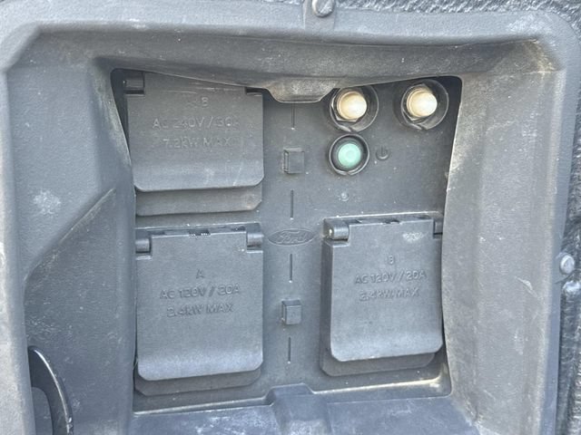 Used 2022 Ford F150 Lariat w/ Equipment Group 502A High AWD/4WD image 14