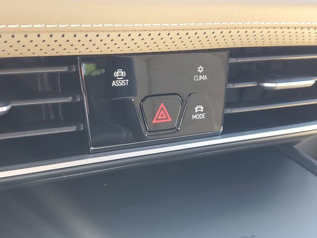 New 2026 Volkswagen Atlas Cross Sport SE image 26