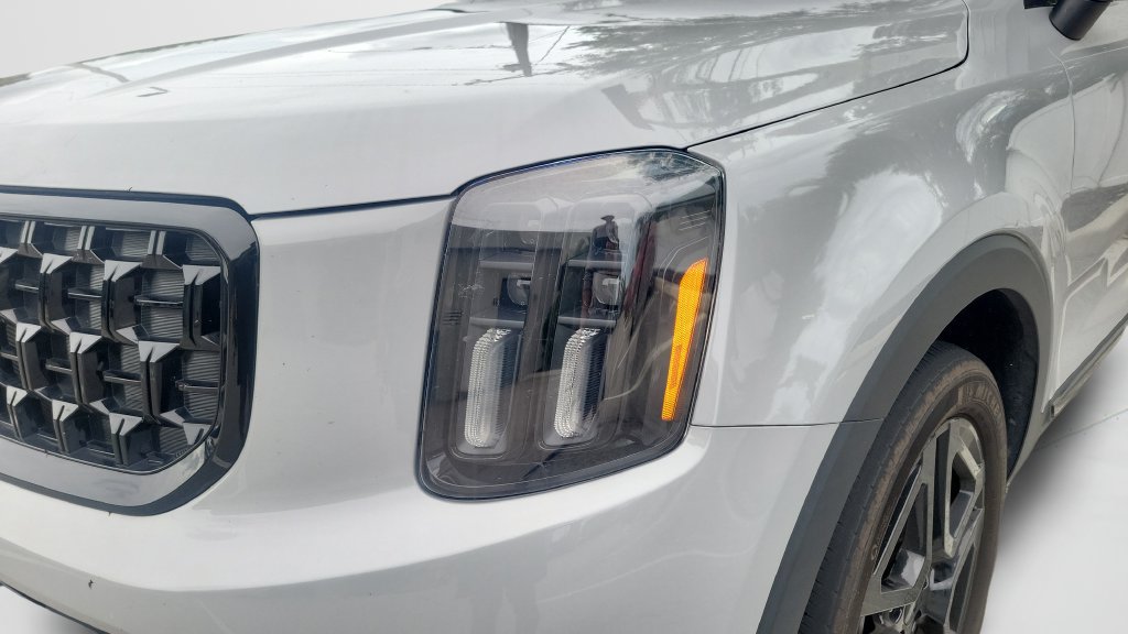 Used 2025 Kia Telluride EX X-Line AWD/4WD image 6