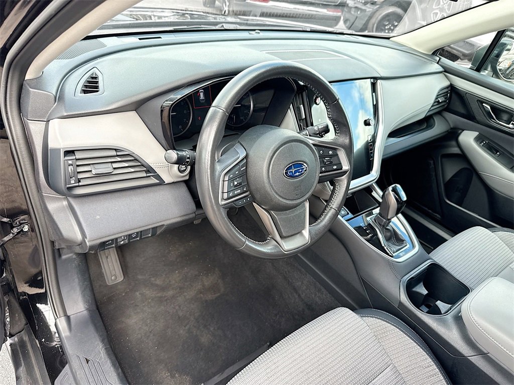 Used 2024 Subaru Outback Premium image 10