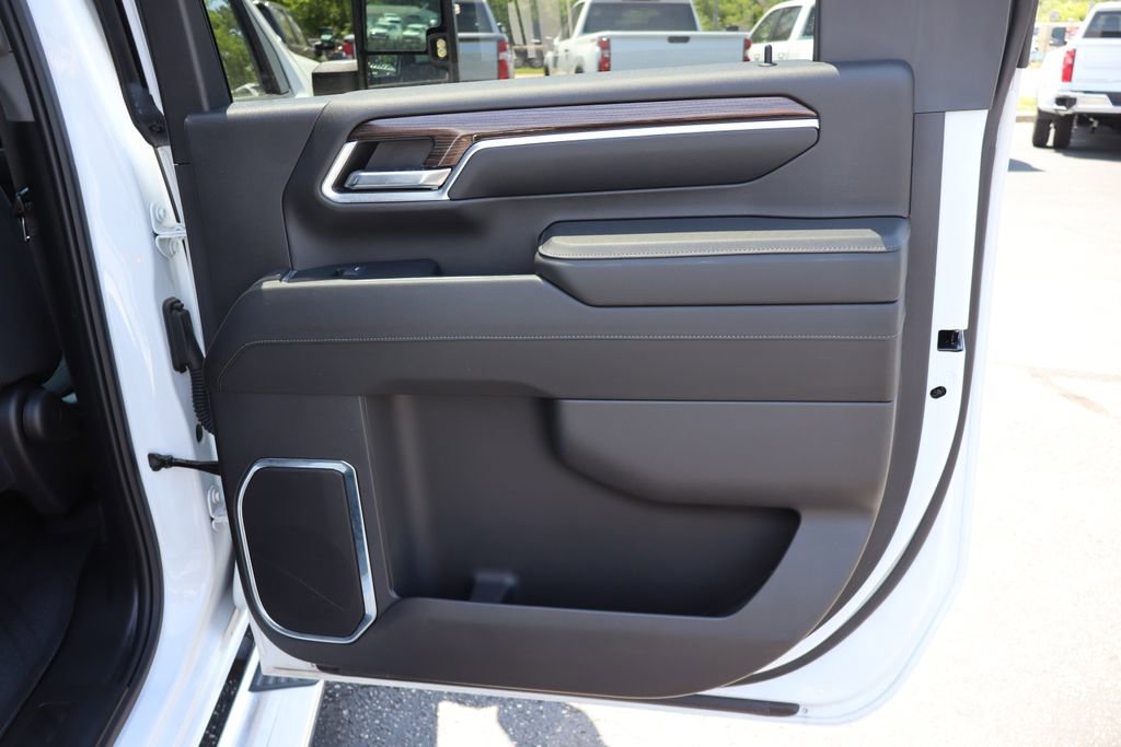 Used 2024 Chevrolet Silverado 3500 LT w/ All Star Edition AWD/4WD image 23