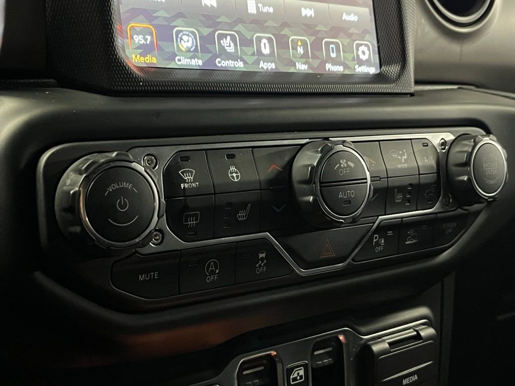 Used 2021 Jeep Wrangler Unlimited Sport image 9