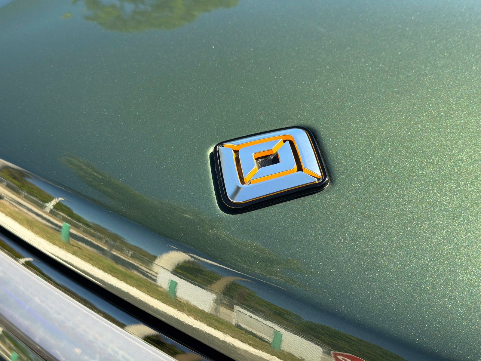 Used 2024 Rivian R1T Adventure image 11