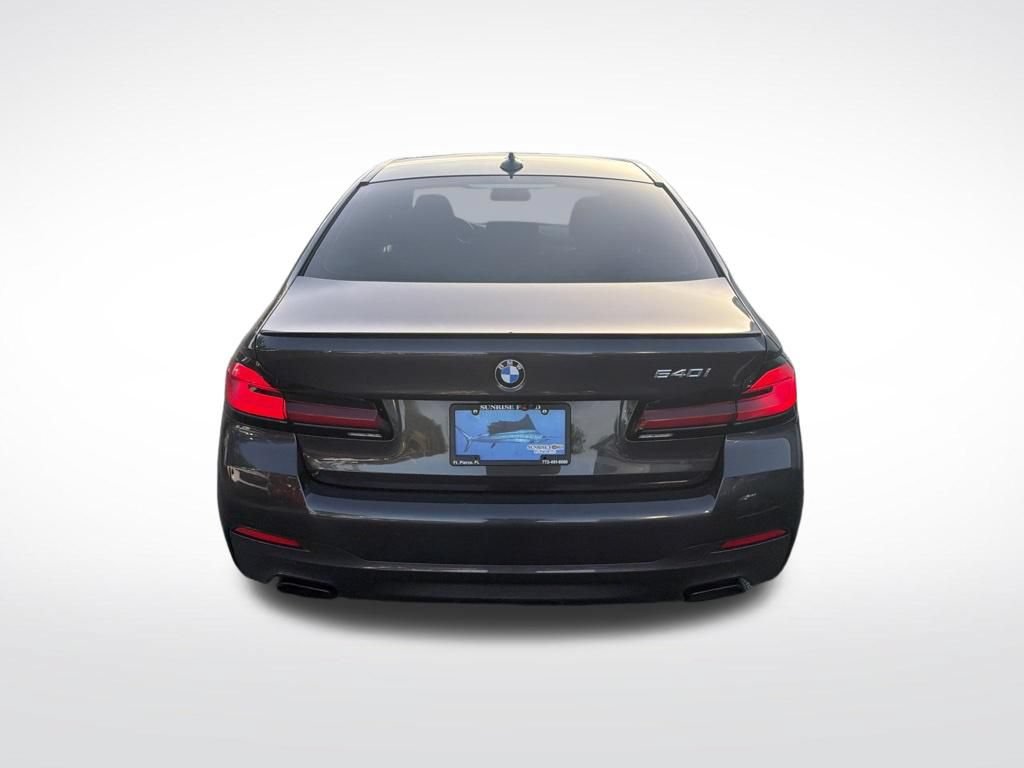 Used 2023 BMW 540i w/ M Sport Package RWD image 7