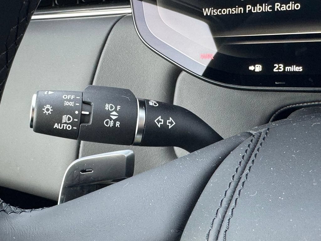 New 2026 Land Rover Range Rover Sport SE AWD/4WD image 17