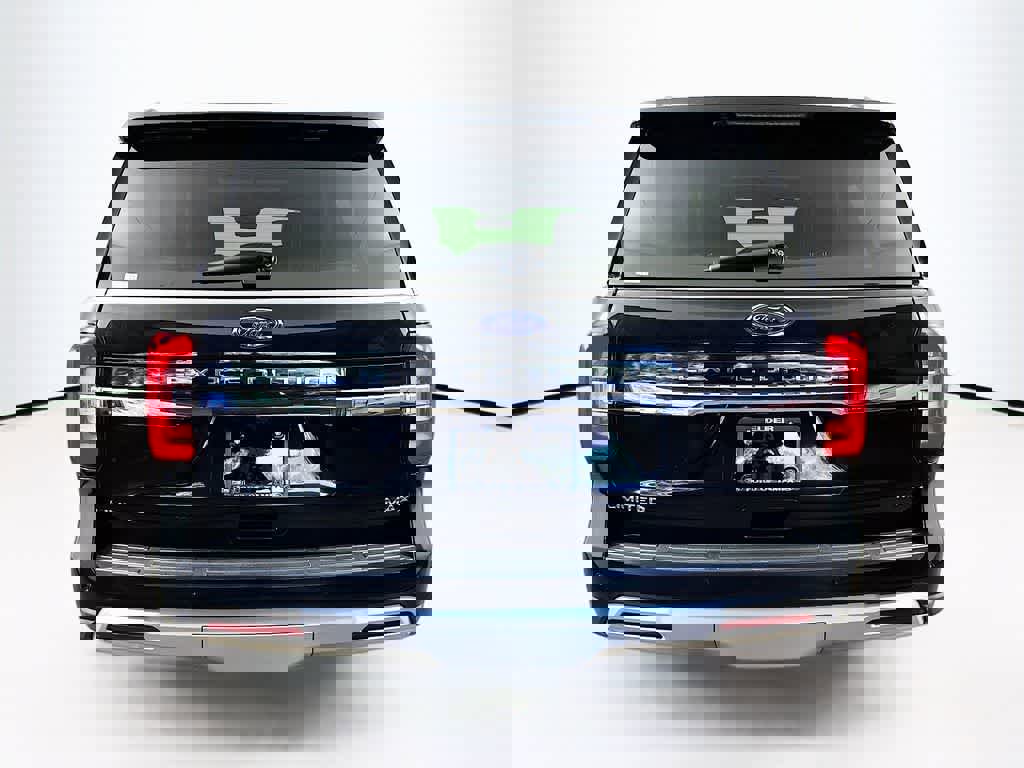 Certified 2024 Ford Expedition Max Limited image 5