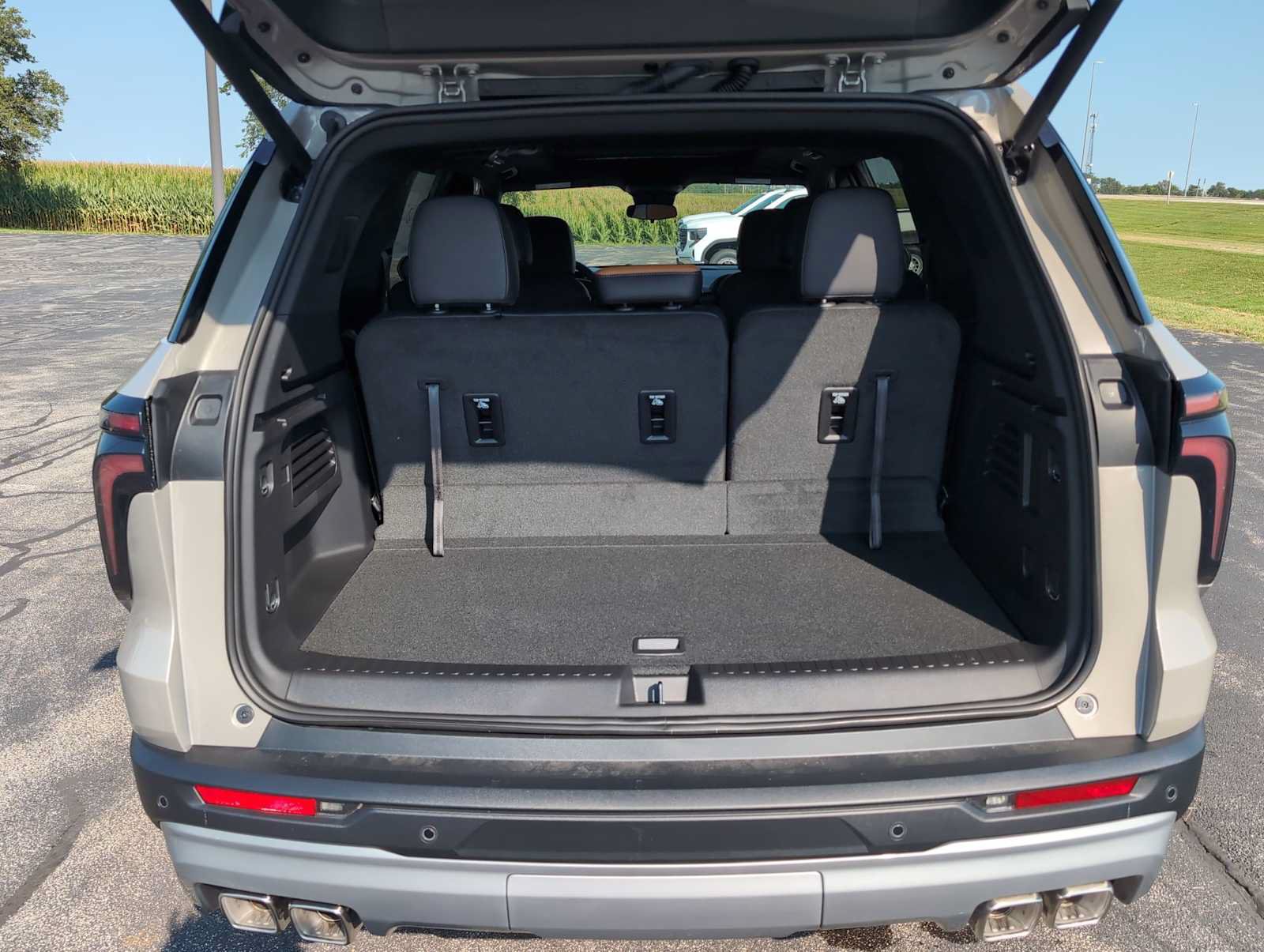 New 2027 Chevrolet Traverse Z71 AWD/4WD image 26