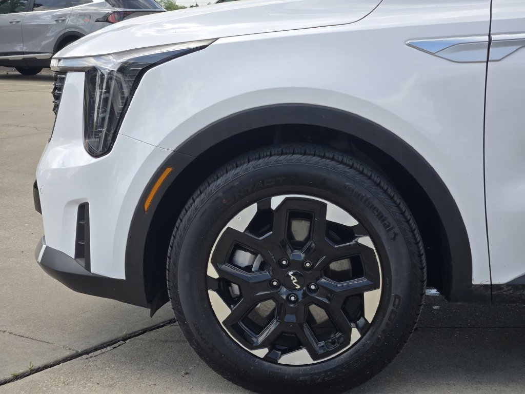 New 2026 Kia Sorento S w/ S Panoramic Sunroof Package FWD image 5