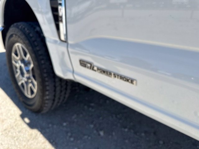 Used 2025 Ford F250 XLT w/ FX4 Off-Road Package AWD/4WD image 8