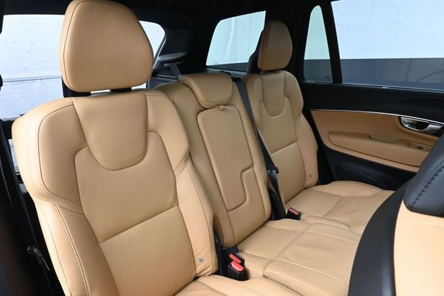 Used 2023 Volvo XC90 B6 Ultimate w/ Protection Package Premier AWD/4WD image 30