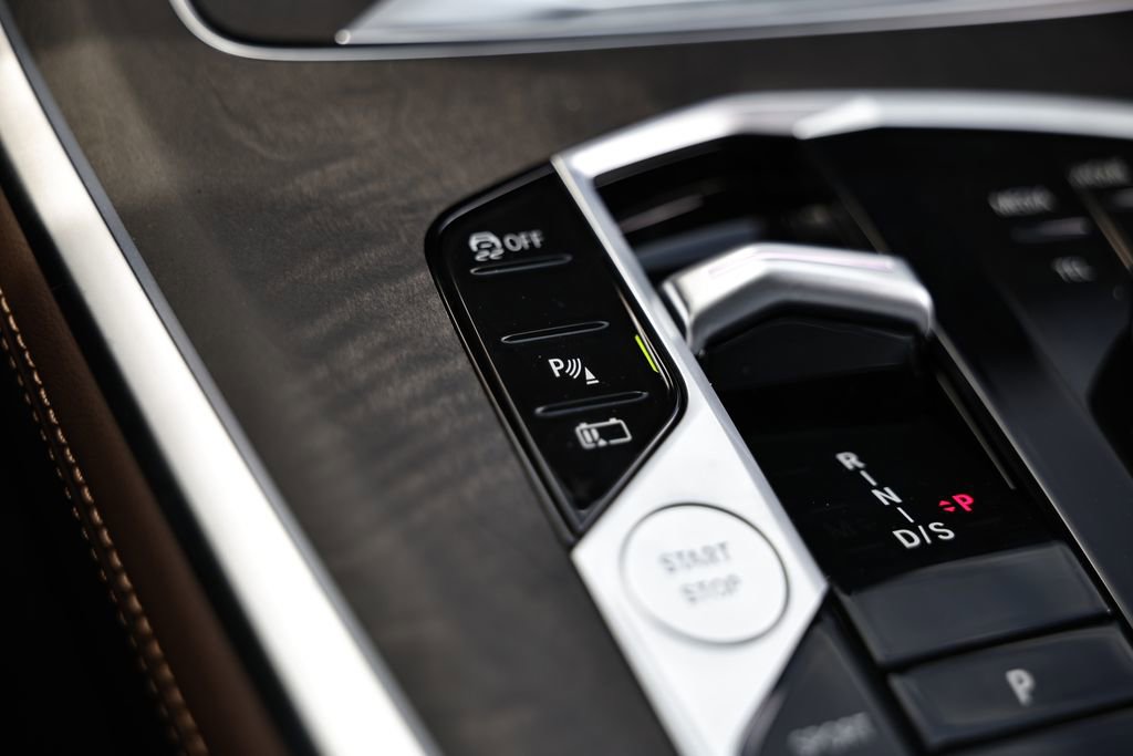 New 2026 BMW X5 xDrive50e w/ M Sport Package image 37