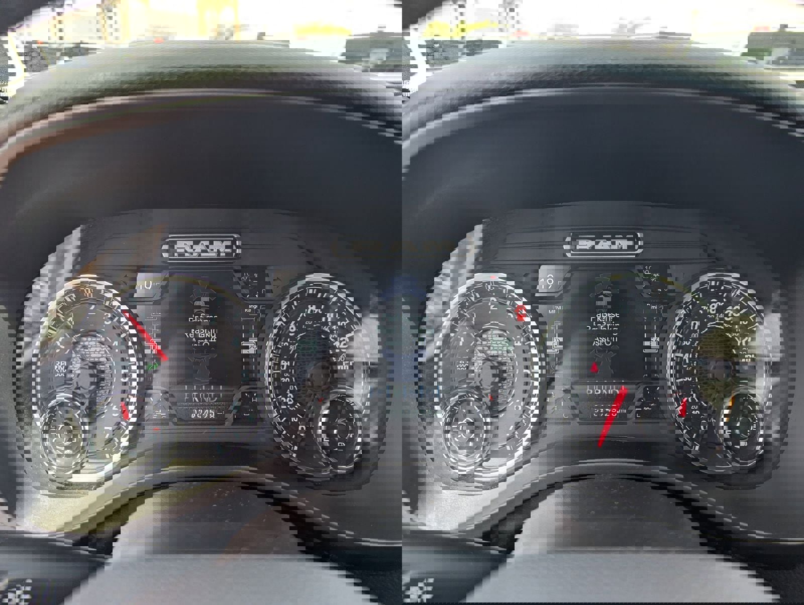 Used 2023 RAM 1500 Big Horn AWD/4WD image 29