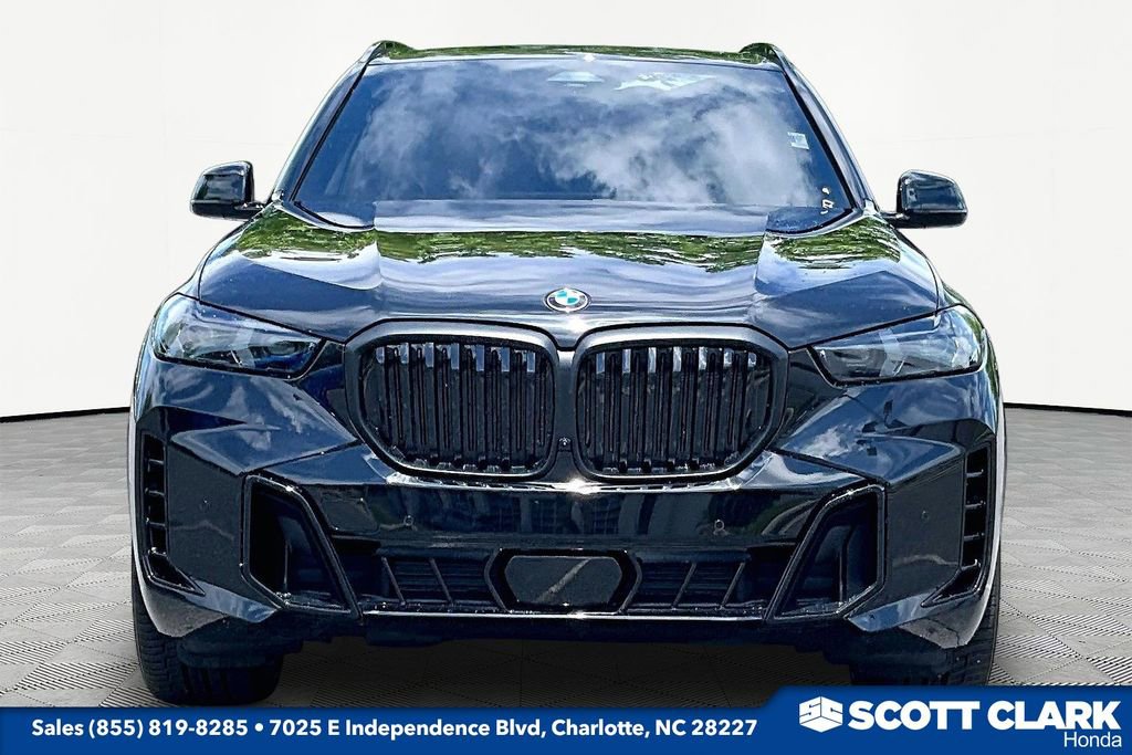 Used 2026 BMW X5 sDrive40i w/ M Sport Package RWD image 2
