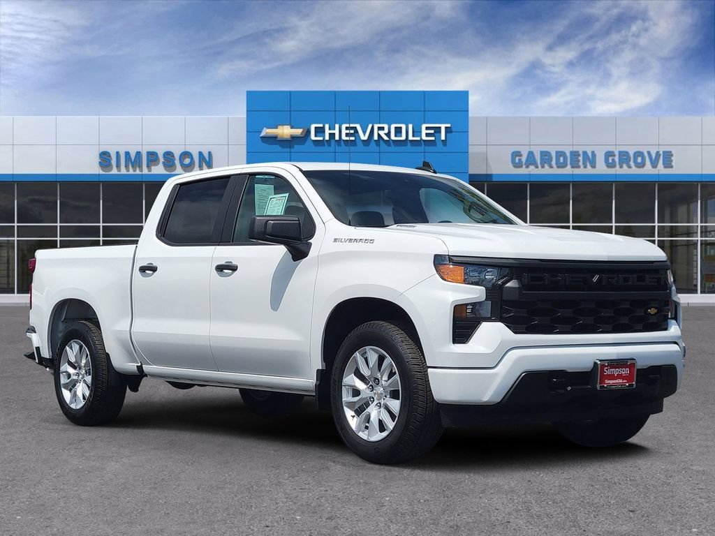 Used 2026 Chevrolet Silverado 1500 Custom RWD image 1