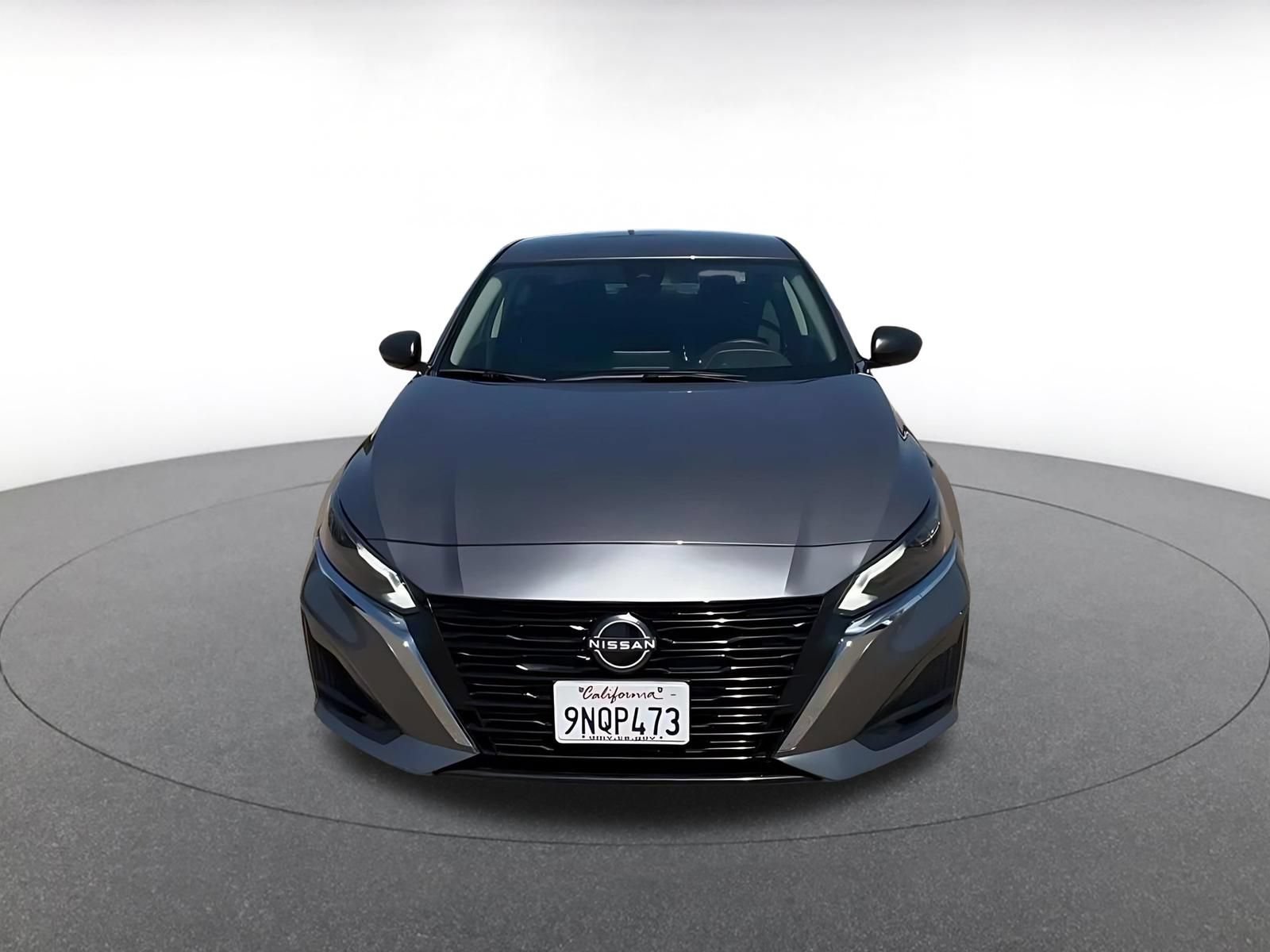 Used 2025 Nissan Altima 2.5 SV FWD image 4
