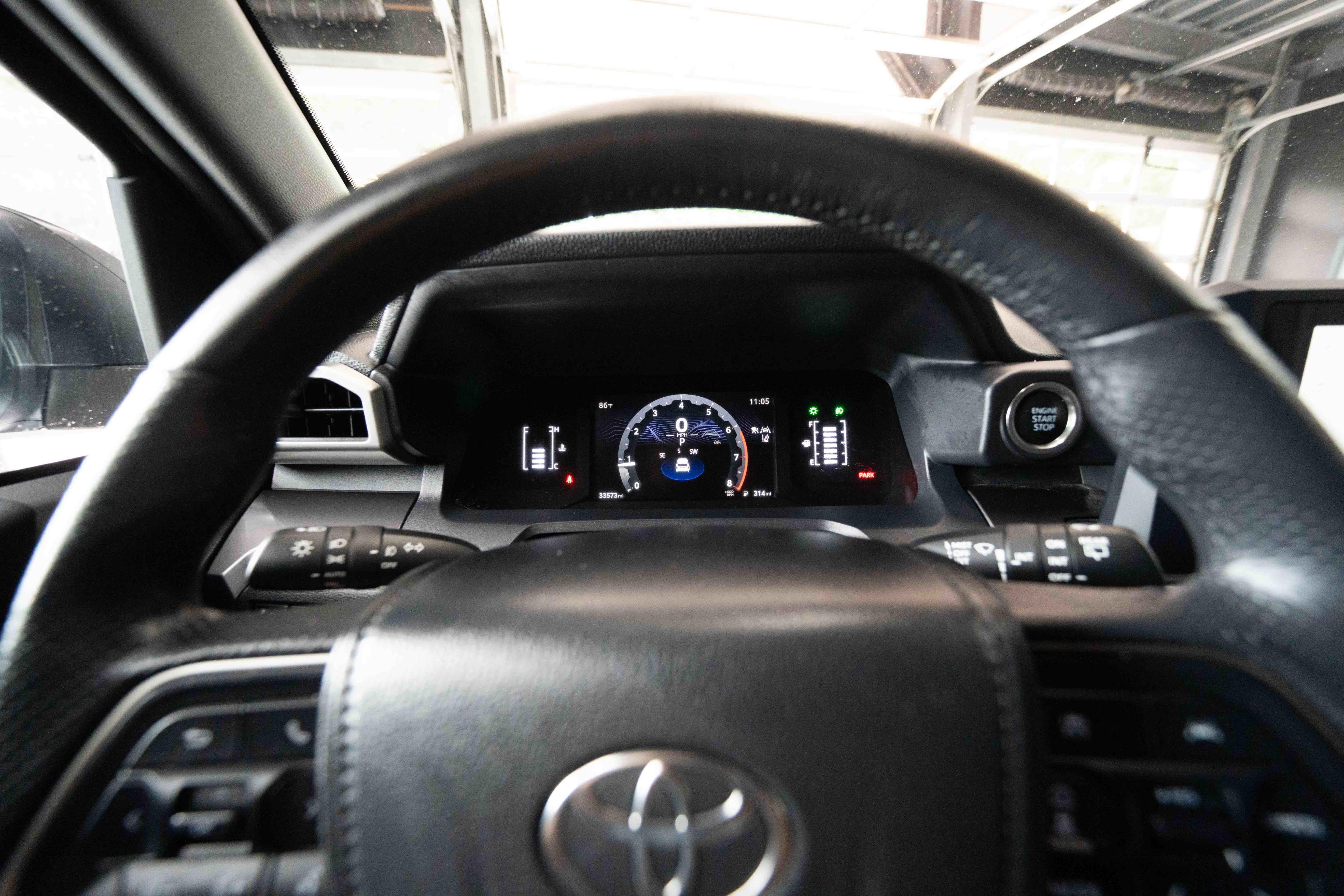 Certified 2025 Toyota 4Runner SR5 AWD/4WD image 16