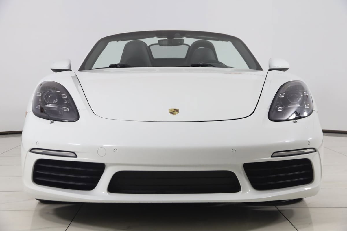 Used 2017 Porsche 718 Boxster S RWD image 6