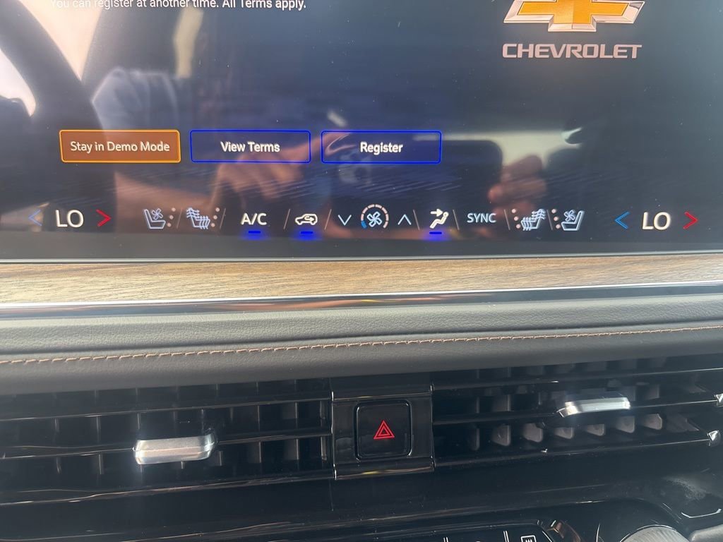 New 2026 Chevrolet Tahoe High Country w/ Sun And Tow Package AWD/4WD image 40