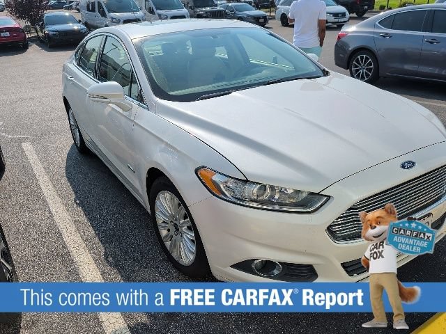 Used 2016 Ford Fusion Energi SE FWD image 2