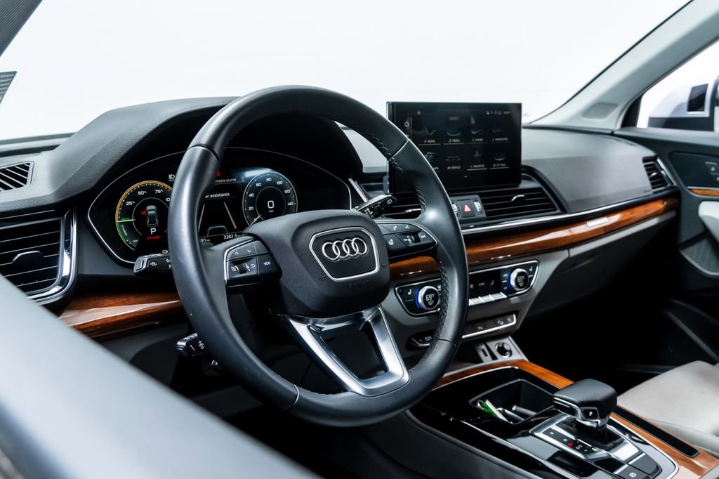 Used 2023 Audi Q5 e Premium Plus w/ Premium Plus Package AWD/4WD image 13