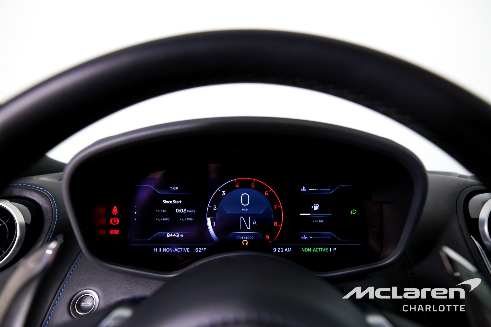 Used 2022 McLaren GT image 14