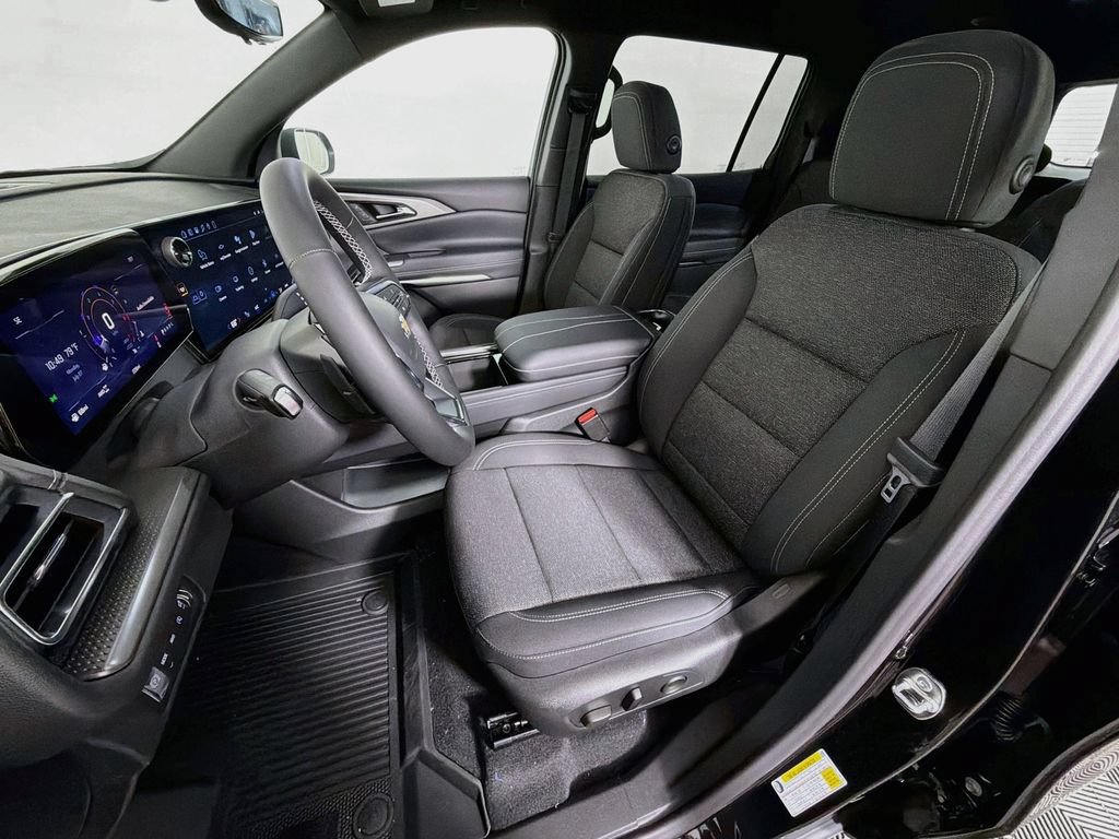New 2026 Chevrolet Traverse LT w/ Driver Confidence Package AWD/4WD image 21