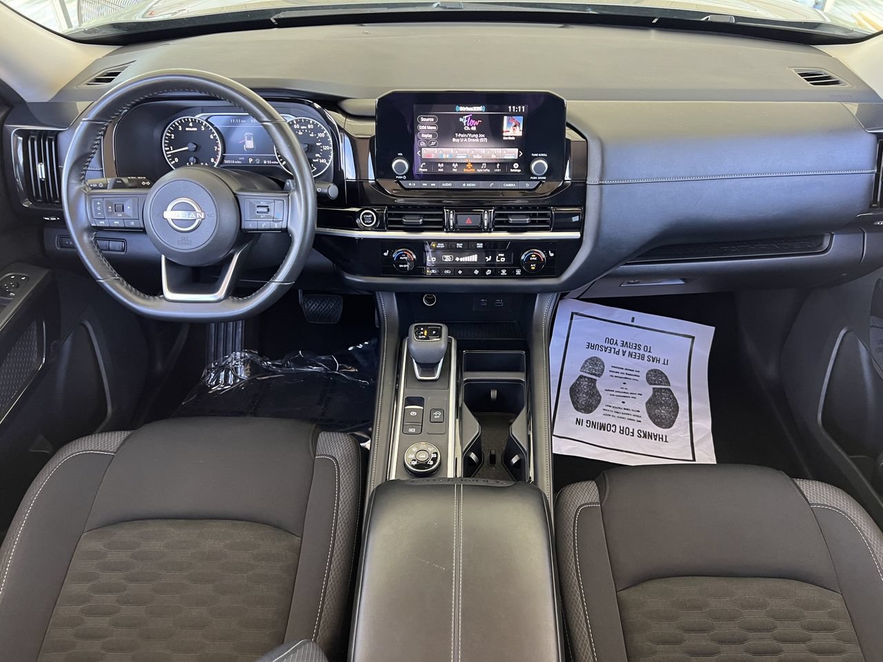 Used 2024 Nissan Pathfinder SV AWD/4WD image 8