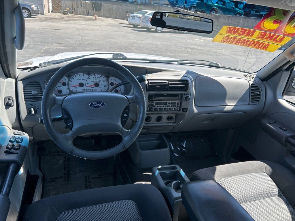 Used 2003 Ford Explorer Sport Trac XLS RWD image 13