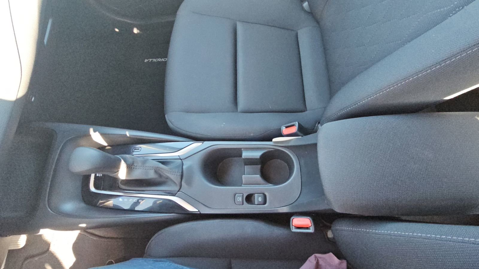 Certified 2024 Toyota Corolla LE w/ LE Convenience Package FWD image 19