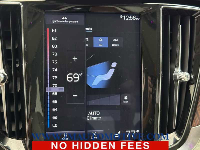 Used 2020 Volvo S60 T5 Momentum image 19
