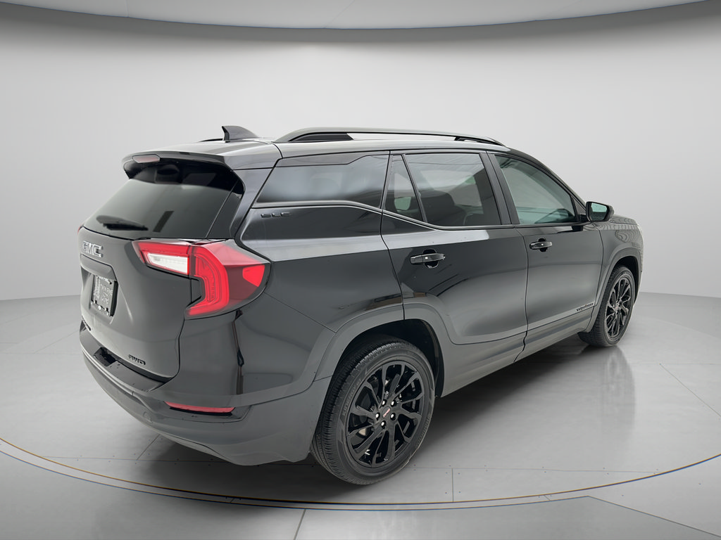 Used 2023 GMC Terrain SLE w/ Driver Convenience Package AWD/4WD image 5