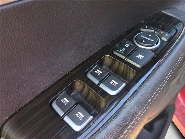 Used 2020 Kia Sorento LX FWD image 12