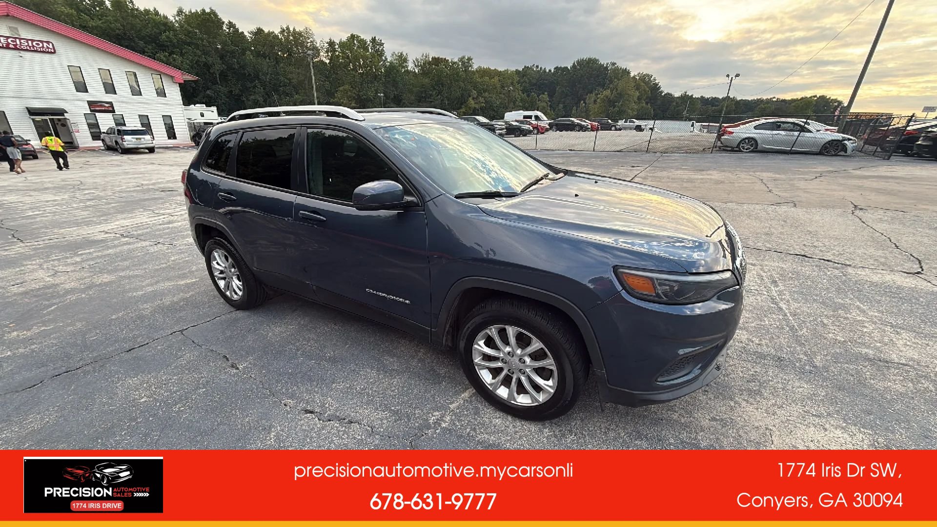 Used 2021 Jeep Cherokee Latitude FWD image 8