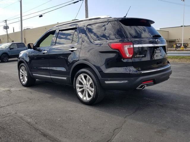 Used 2018 Ford Explorer Limited w/ Equipment Group 301A image 8