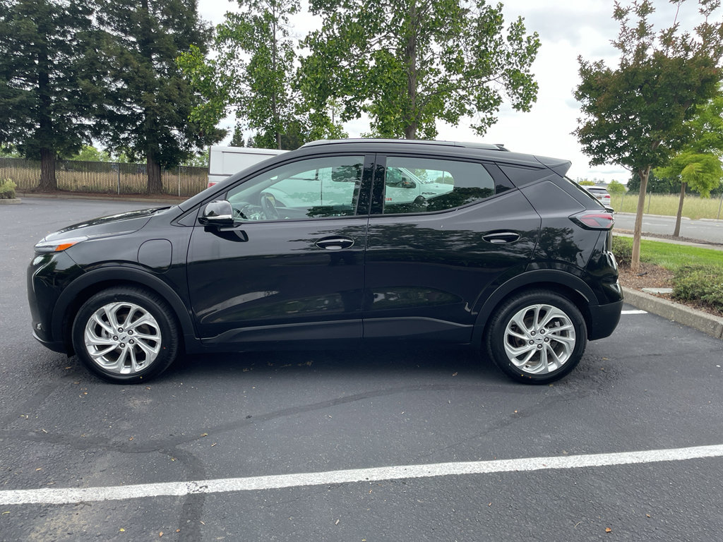 New 2023 Chevrolet Bolt EUV LT FWD image 14