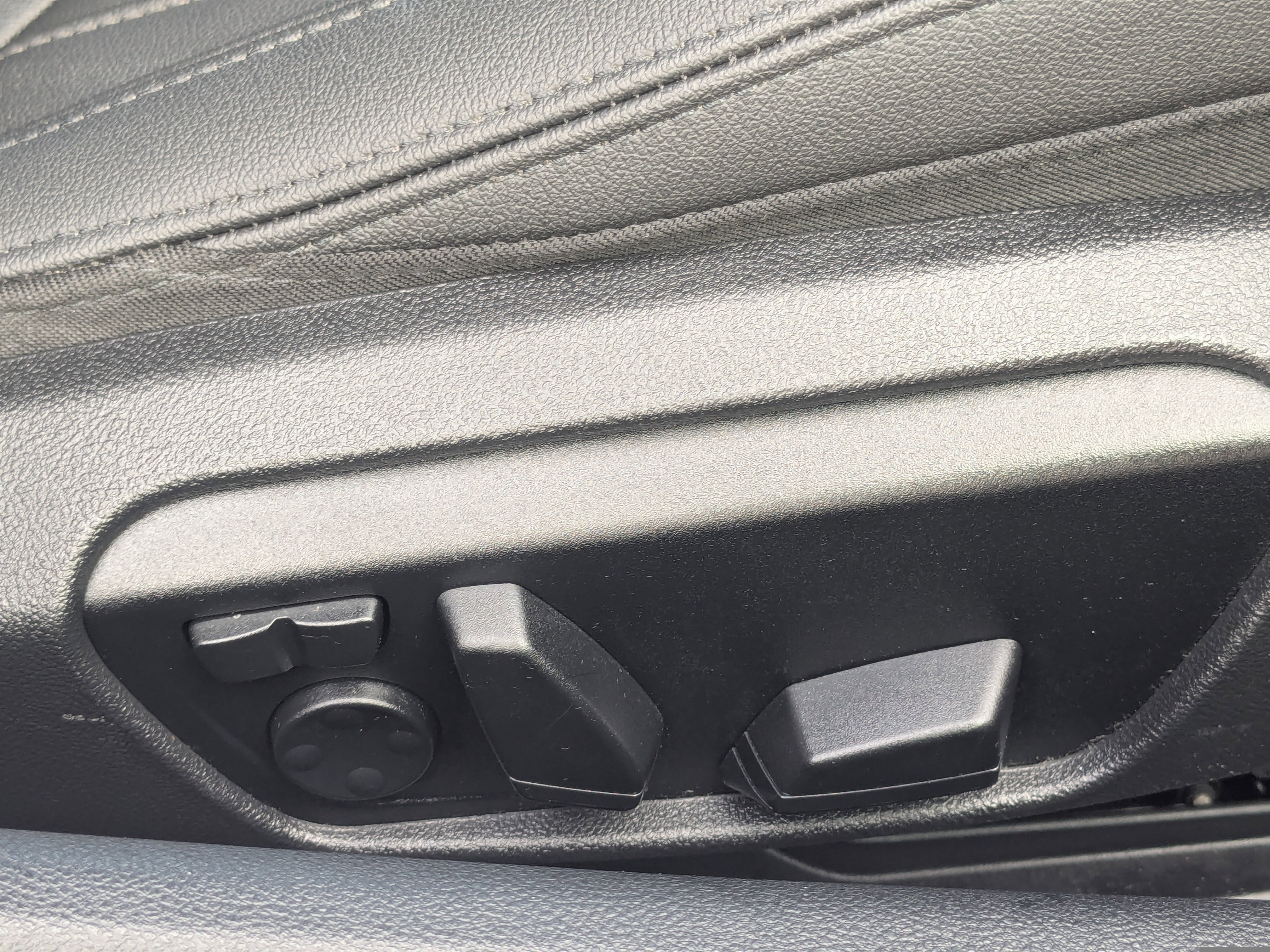 Used 2026 BMW Z4 sDrive30i image 14