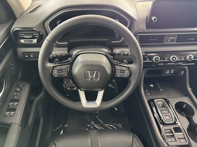 Certified 2025 Honda Pilot EX-L image 30