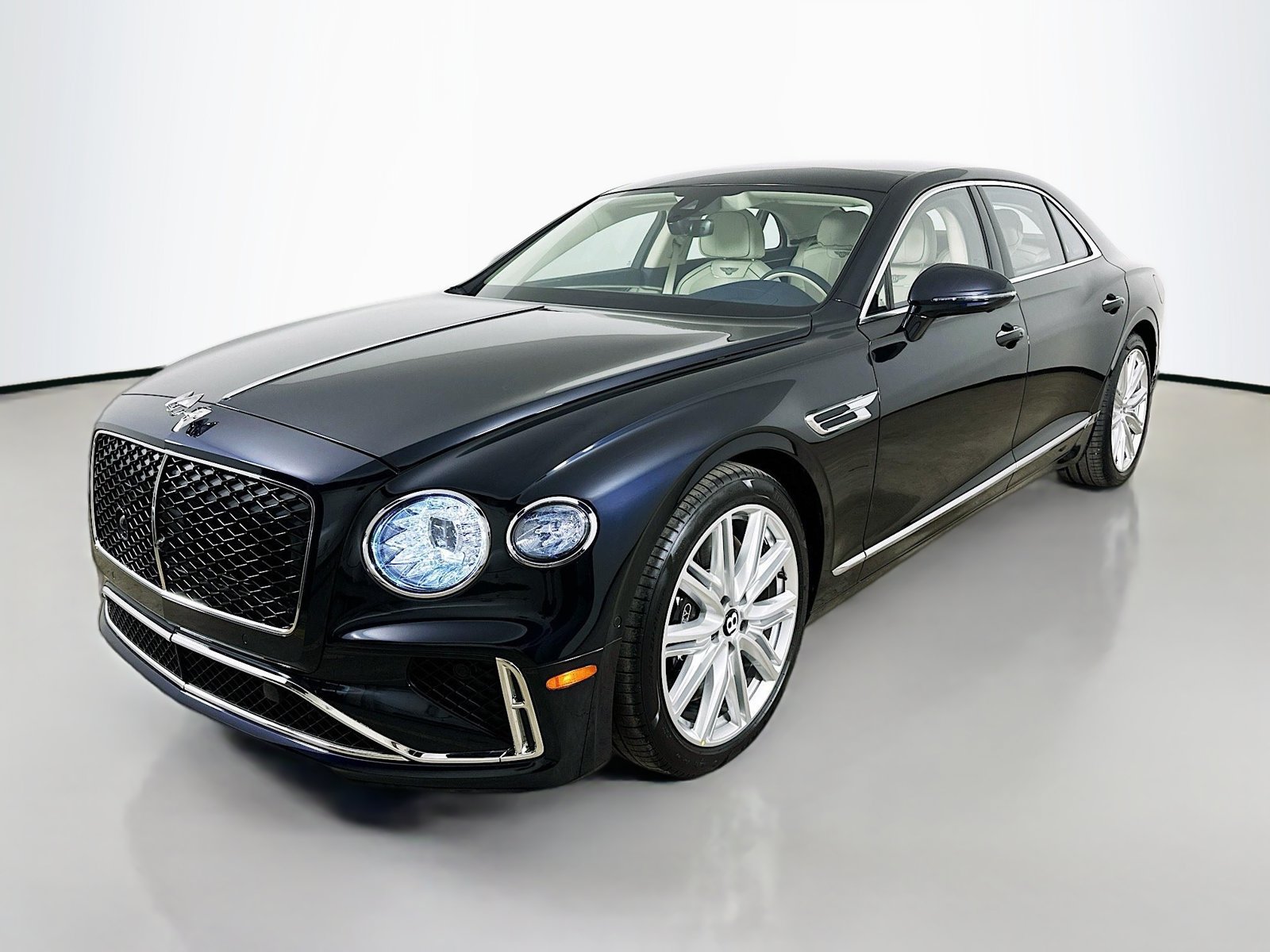 New 2026 Bentley Flying Spur V8 AWD/4WD image 7