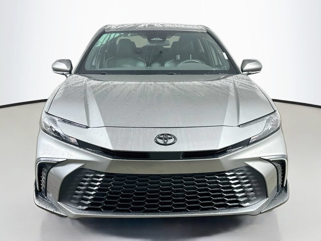 Used 2026 Toyota Camry SE FWD image 2