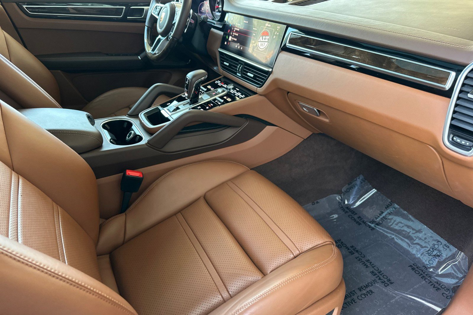 Certified 2023 Porsche Cayenne AWD/4WD image 16
