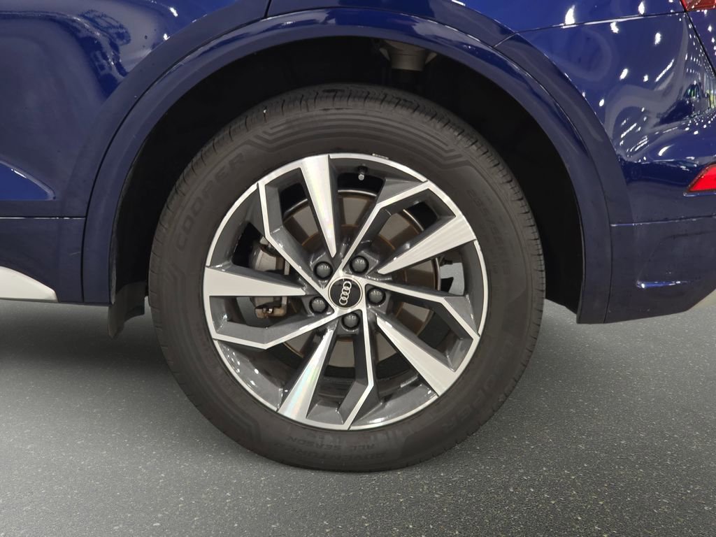 Used 2022 Audi Q5 2.0T Premium image 30