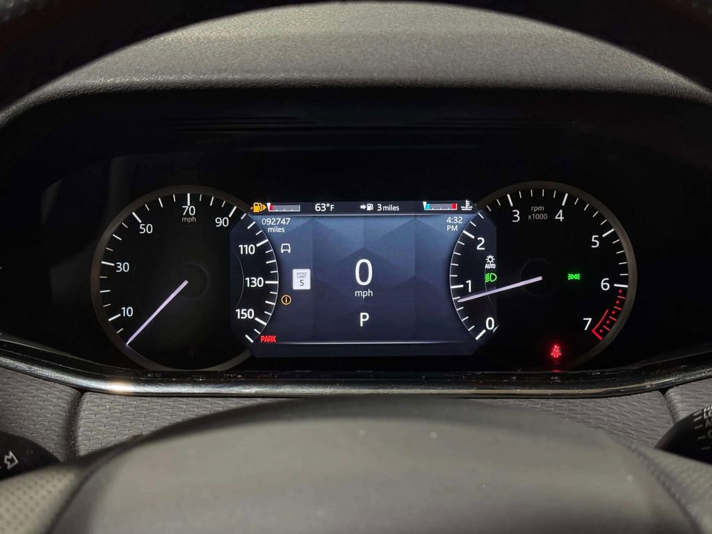 Used 2022 Land Rover Range Rover Evoque R-Dynamic S image 20