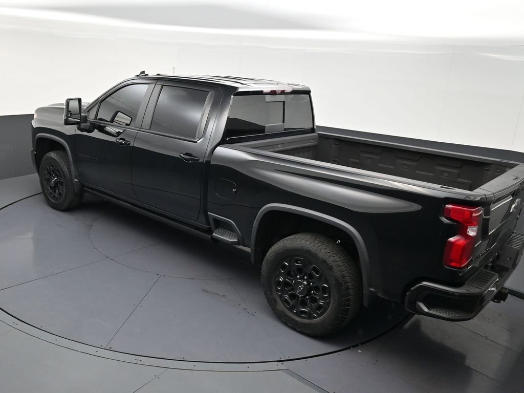 Used 2022 Chevrolet Silverado 2500 LTZ w/ LTZ Plus Package image 15