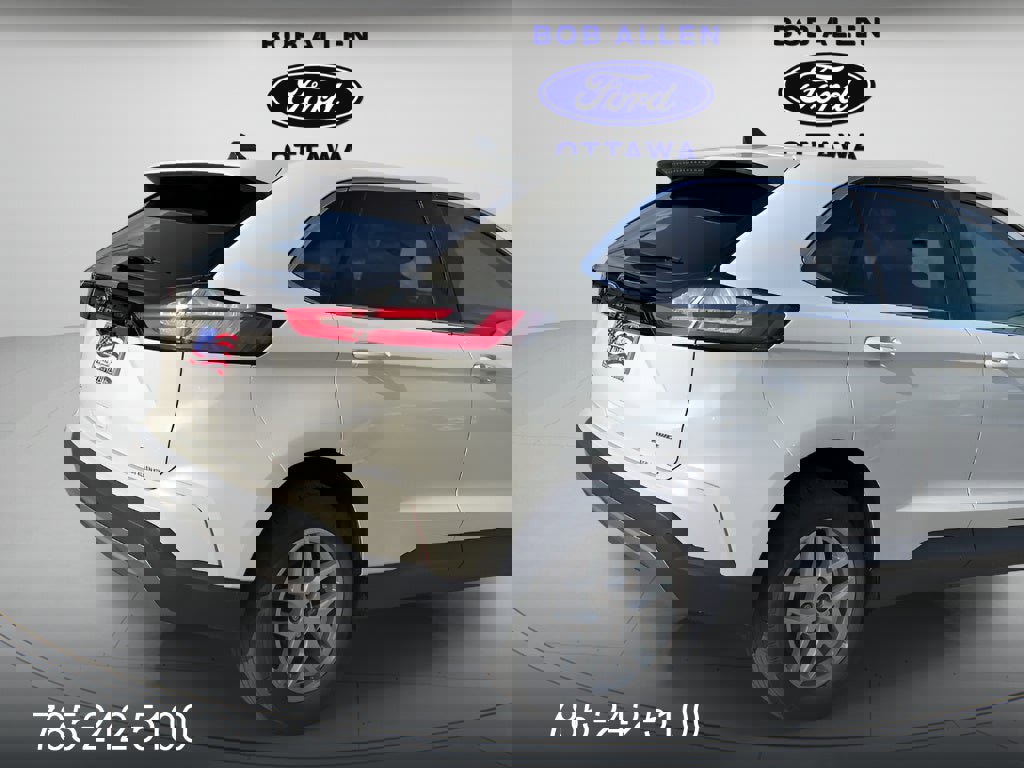 Used 2023 Ford Edge SEL w/ Convenience Package image 5